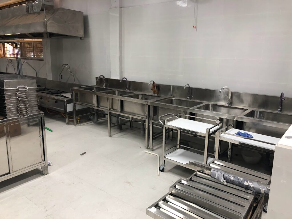 Bồn rửa inox công nghiệp 17 bon-rua-rau-cong-nghiep-cho-nha-hang