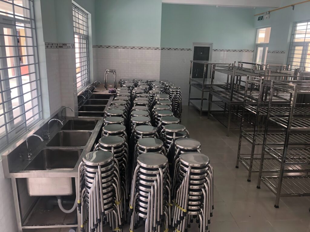 Bồn rửa inox công nghiệp 15 bon-rua-tay-inox-cong-nghiep-cho-truong-hoc