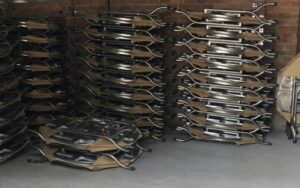 ban-inox-tron-cac-loai