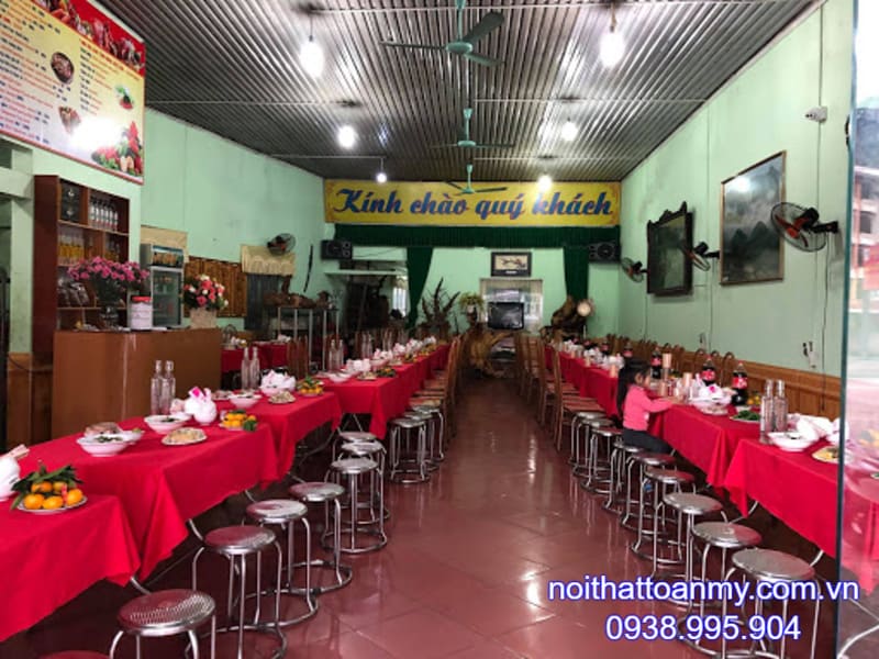 Lợi ích của việc sử dụng bàn inox trong quán ăn 3 ban-inox-gon-gang