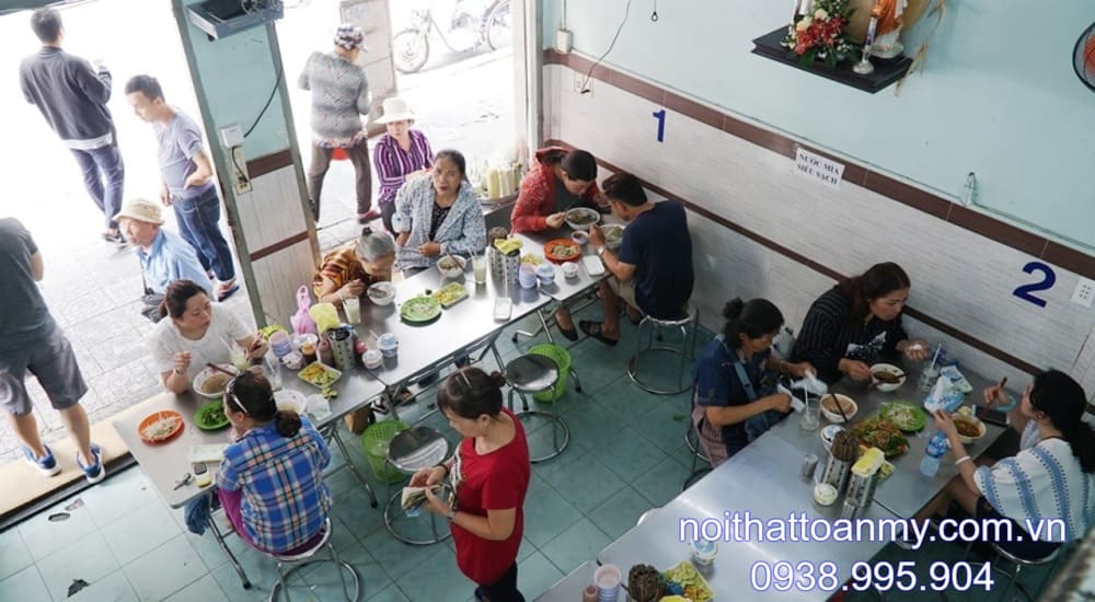 Lợi ích của việc sử dụng bàn inox trong quán ăn 2 ban-inox-sach-se