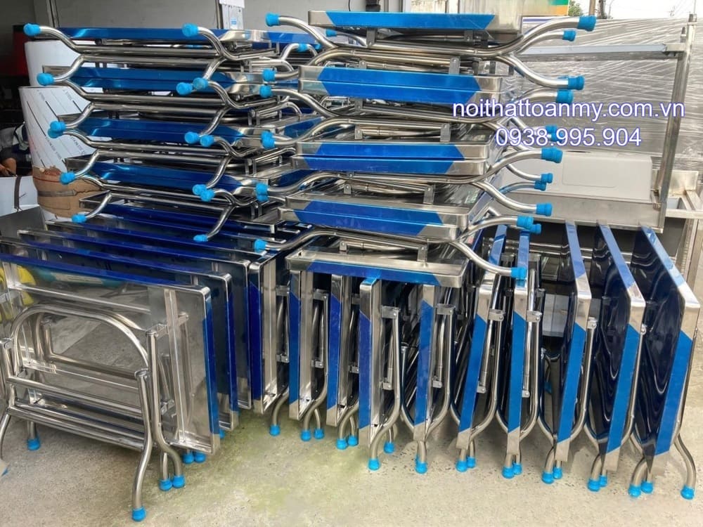 ban-inox-toan-my-tai-phu-quoc-2