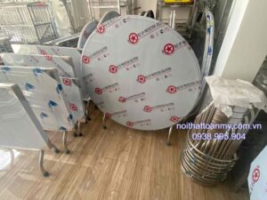 ban-ghe-inox-toan-my-tai-dak-lak