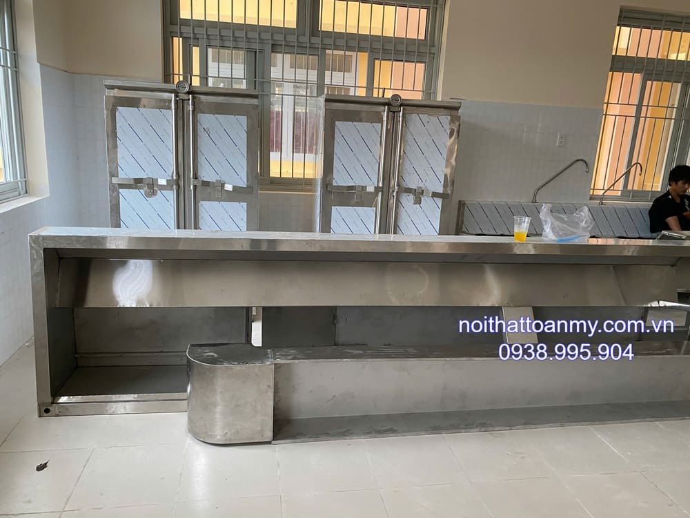 Bàn ghế inox Đắk Lắk Toàn Mỹ chất lượng và gia công các thiết bị inox theo yêu cầu 5 thiet-bi-inox-cho-che-bien-tai-dak-lak