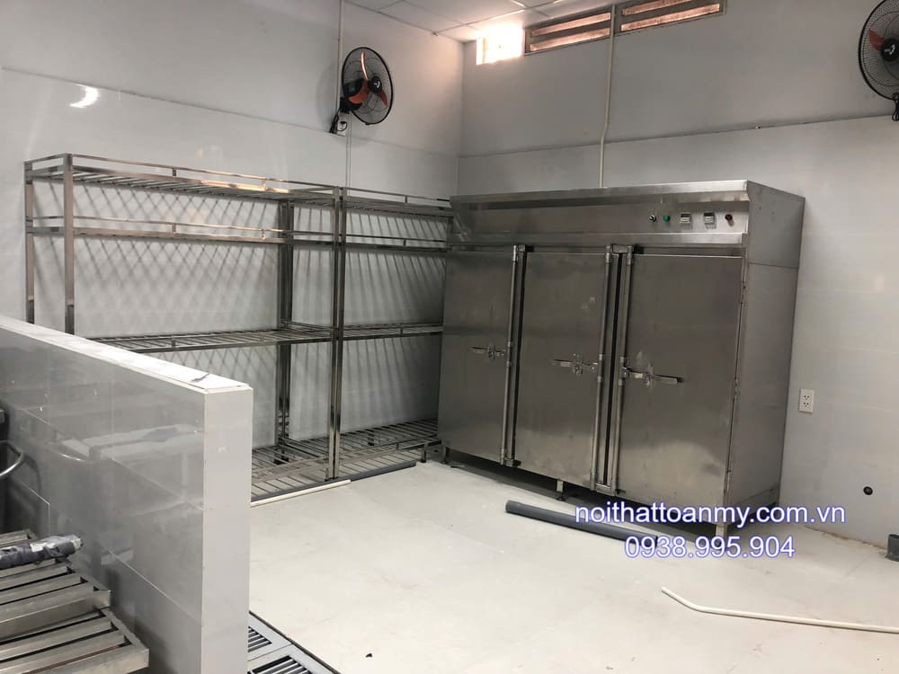 Bàn ghế inox Toàn Mỹ Lâm Đồng và thiết bị inox y tế, sản xuất, chế biến 5 thiet-bi-inox-cho-san-xuat-tai-lam-dong