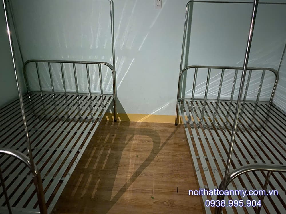 Toàn Mỹ cung cấp bàn ghế inox & thiết bị inox y tế, công nghiệp tại Bà Rịa Vũng Tàu 4 giuong-y-te-toan-my-tai-ba-ria-vung-tau