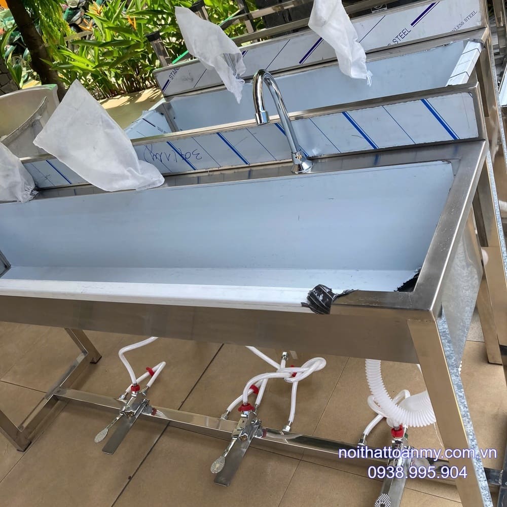 thiet-bi-inox-cong-nghiep-toan-my-tai-ben-tre