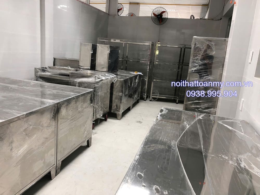 thiet-bi-inox-cong-nghiep-toan-my-tai-kon-tum