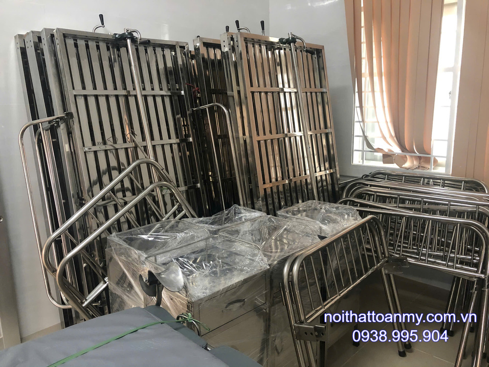 Toàn Mỹ tại Sóc Trăng cung cấp bàn ghế inox, thiết bị inox y tế và công nghiệp 4 thiet-bi-inox-y-te-toan-my-tai-soc-trang