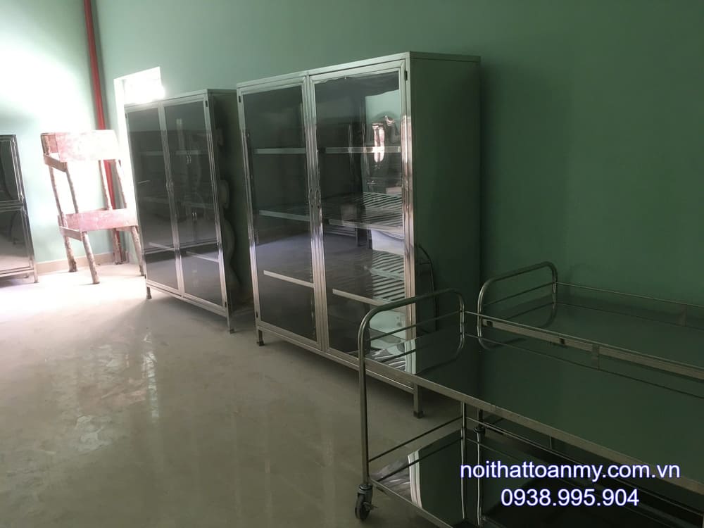 Bàn ghế inox, thiết bị inox y tế và công nghiệp tại Trà Vinh 4 thiet-bi-inox-y-te-toan-my-tai-tra-vinh