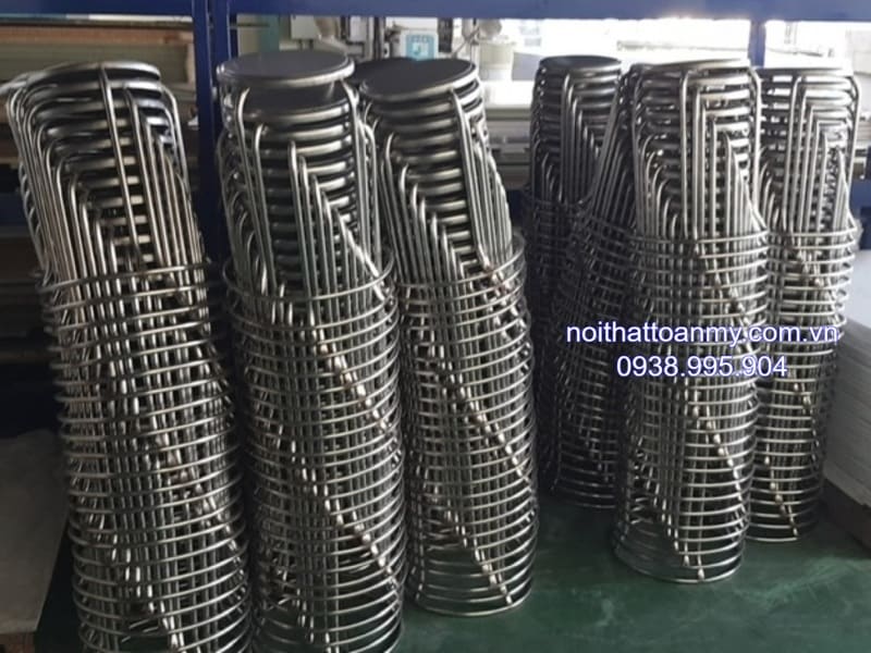 ghe-inox-quang-tri