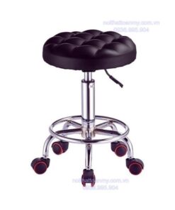 ghe-y-te-nem-mui-chan-co-banh-xe